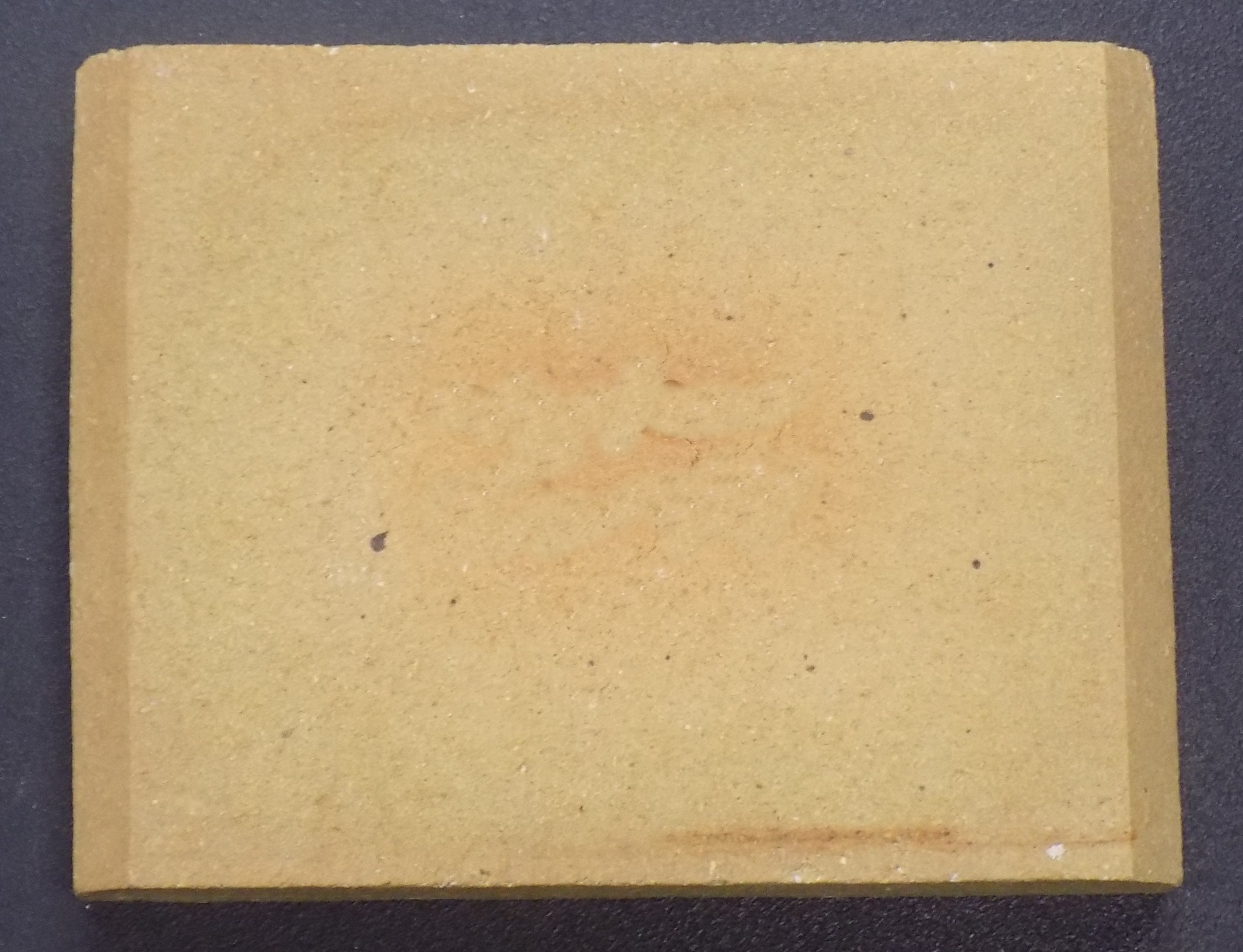 Leda Rubin K18 Rückwandstein unten